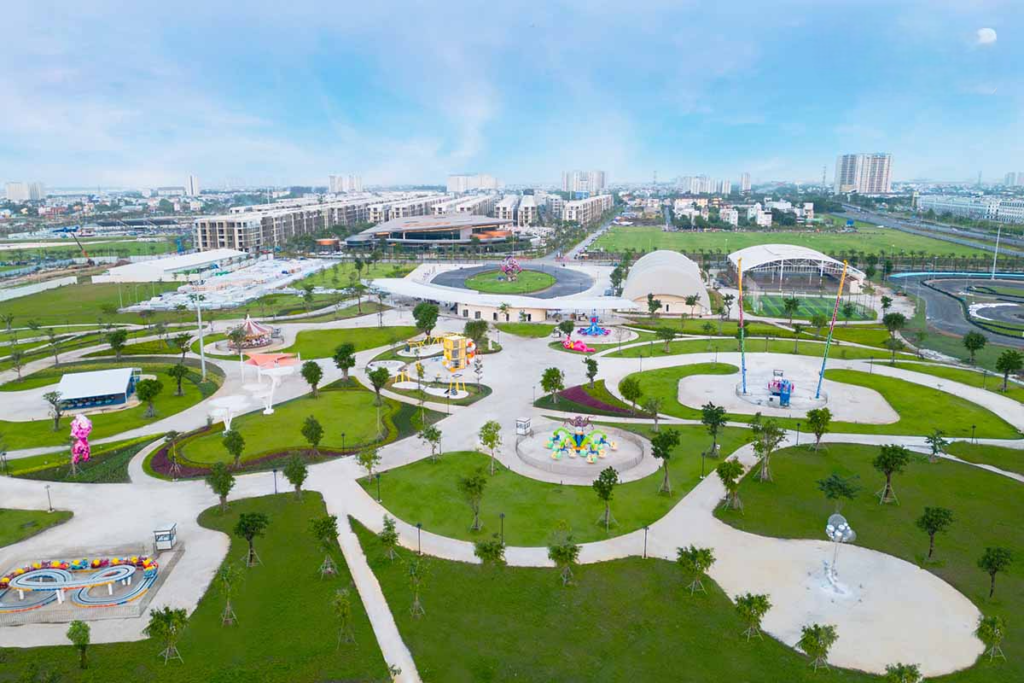 he-sinh-thai-song-lam-viec-giai-tri-the-global-city-2